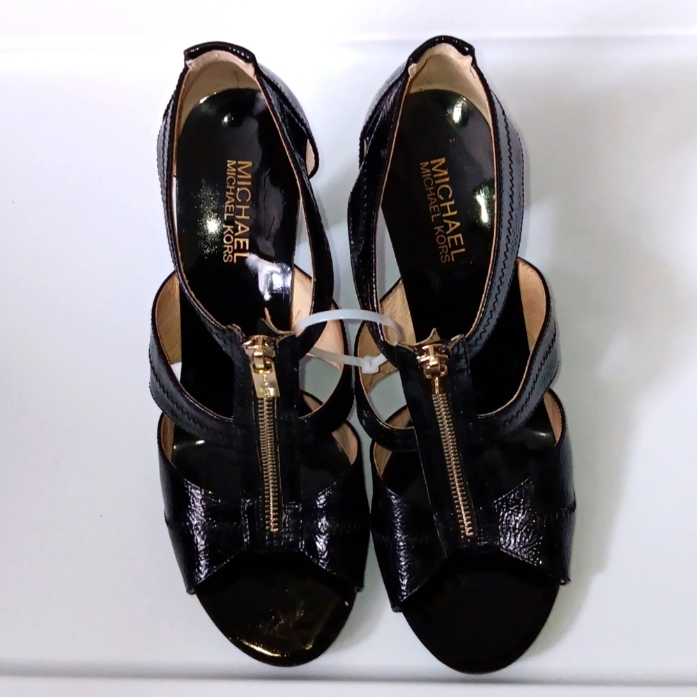 Michael Kors heels sz 9.5 black NWOT